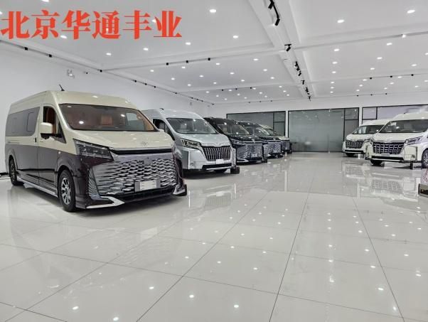 价一览表 丰田海狮4s店地址爱游戏ayx25年丰田海狮报(图6)